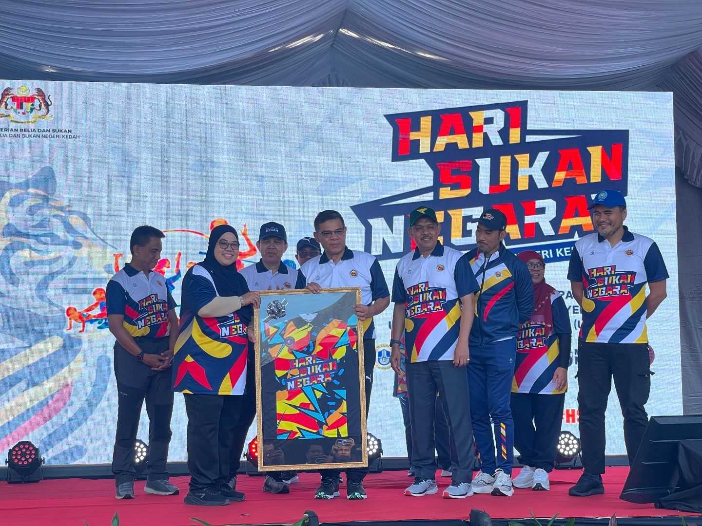 ஒற்றுமையை வலுப்படுத்தும் மகத்தான சக்தி விளையாட்டுத் துறைக்கும் உண்டு  உள்துறை அமைச்சர் சைபுதீன் கூறுகிறார்