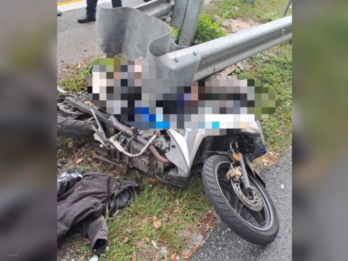 64 வயது மோட்டார் சைக்கிள் ஓட்டுநர் இன்று காலை அவர் மீது கார் மோதி இறந்தார்