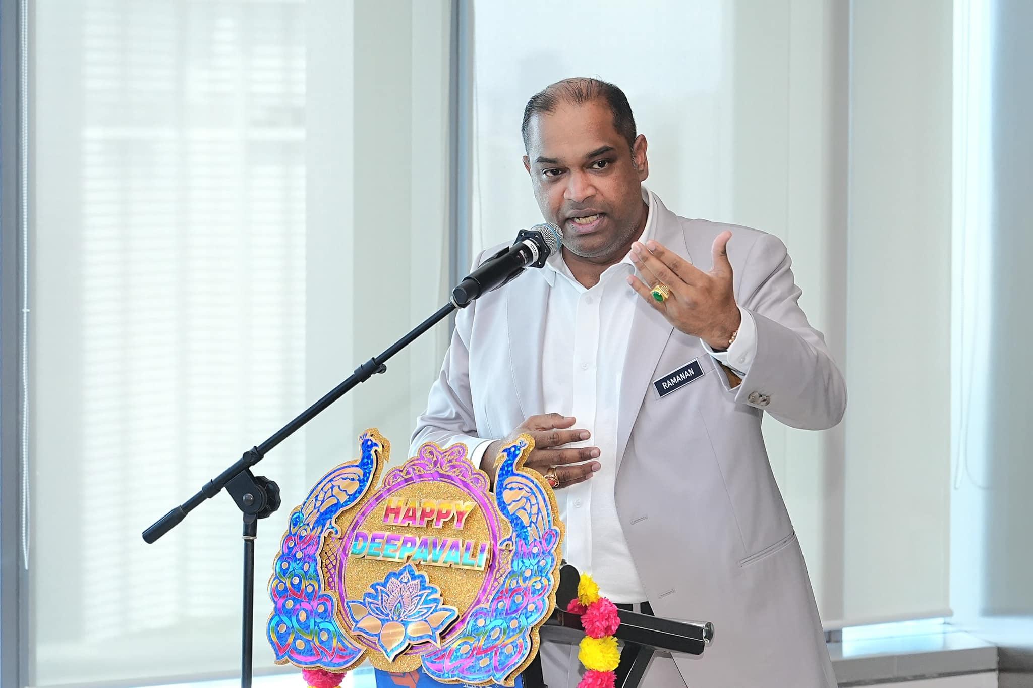 தீபாவளிக்கு இந்திய மாணவர்களுக்கு போதுமான விடுமுறை வேண்டும்