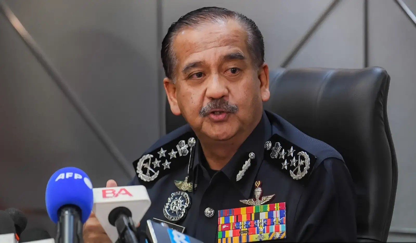 கொலை மிரட்டல், போலீசார் தீவிர விசாரணை