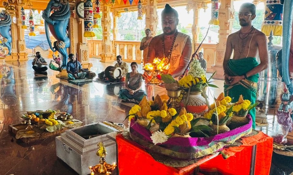 அருள்மிகு ஸ்ரீ மஹா இராஜராஜேஸ்வரர் ஆலயத்தில்திருக்குட நன்னீராட்டு விழா