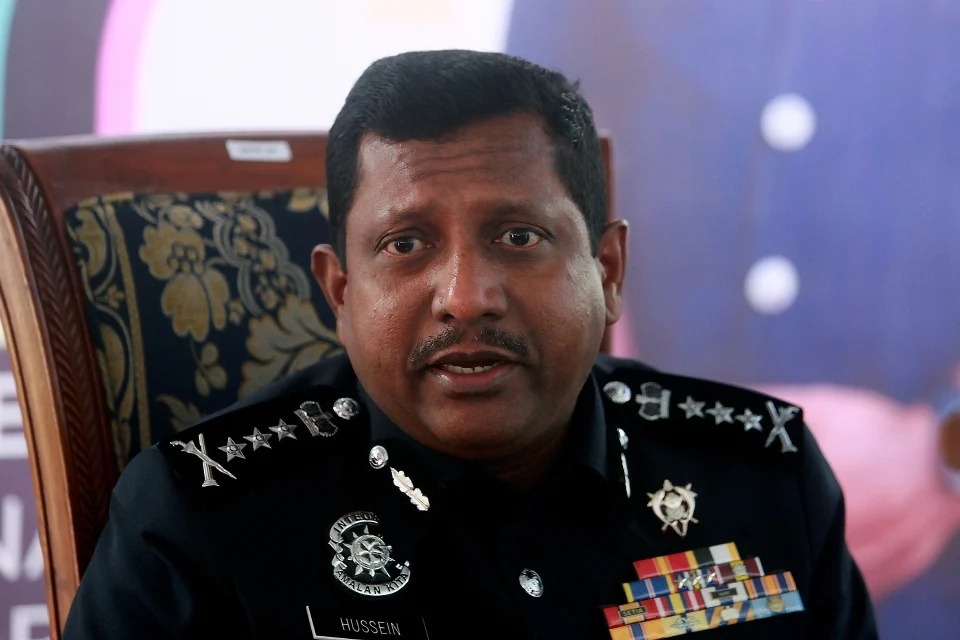 அந்நிய ஆடவர் மரணம், போலீஸ் விசாரணை