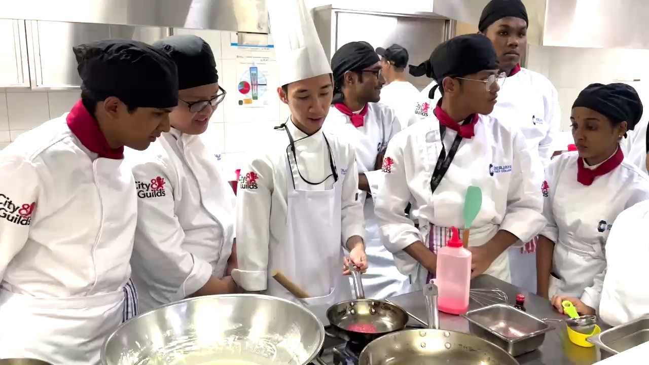 BERJAYA TVET கல்லூரியின் தொழில் திறன் பயிற்சி