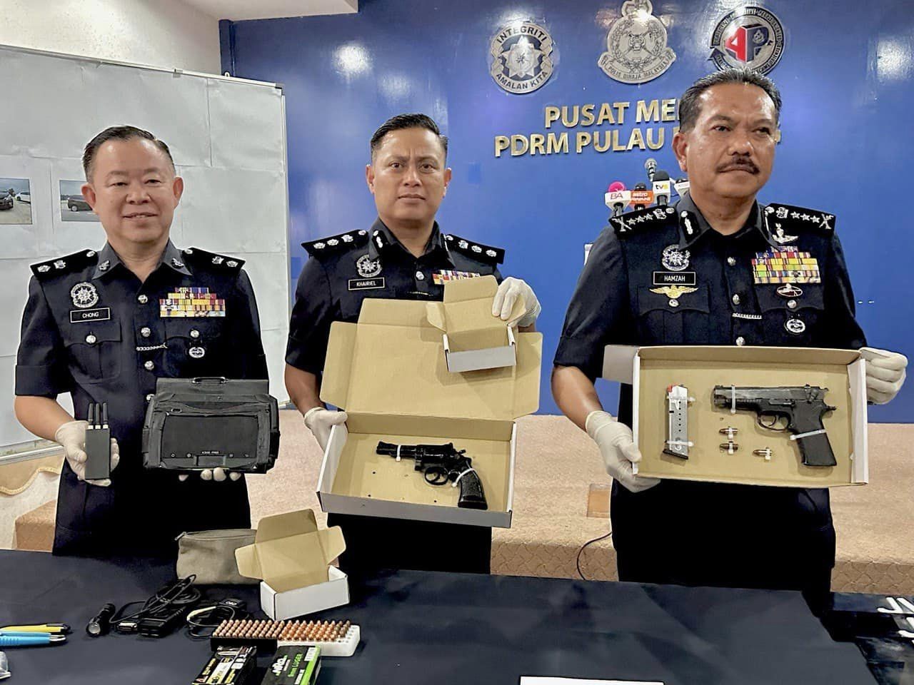 பினாங்கில் மூன்று கொள்ளையர்கள் சுட்டுக்கொல்லப்பட்டனர்