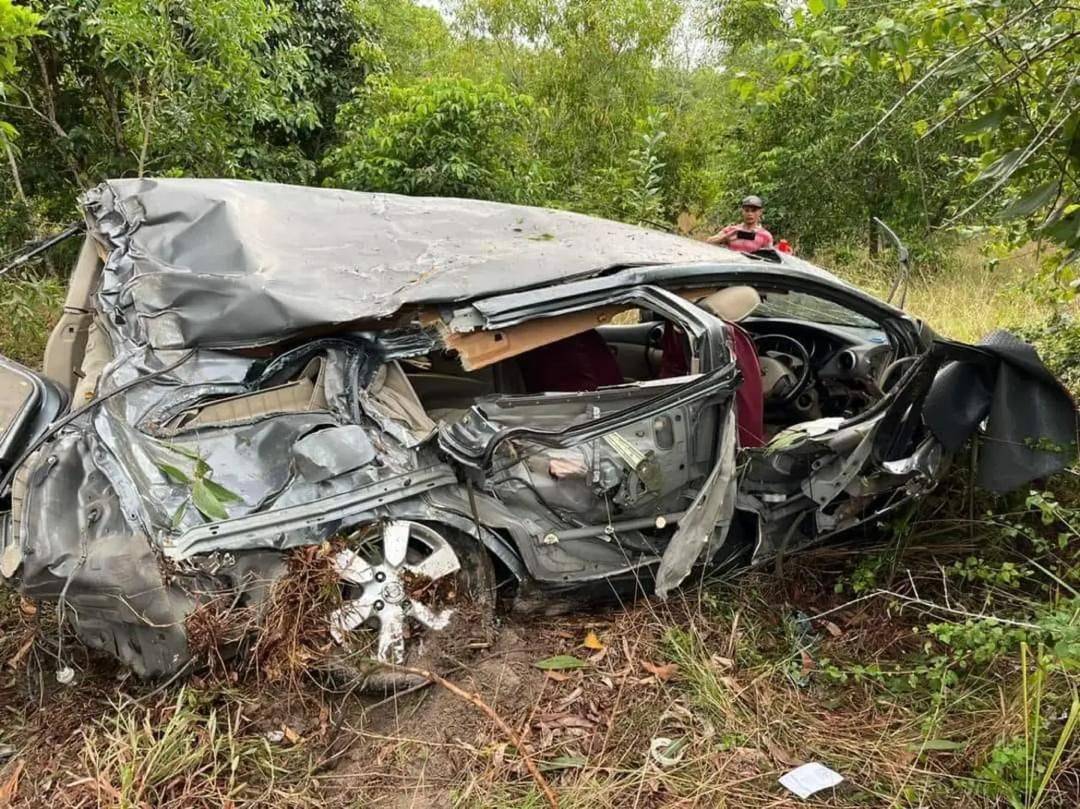 விபத்தில் இரண்டு விற்பனை பணியாளர்கள் மரணம்