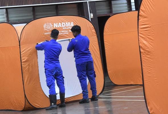 வெள்ளத்தால் பாதிக்கப்பட்ட முதல் மாவட்டமாக ரவூப் பட்டியலொடப்பட்டுள்ளது