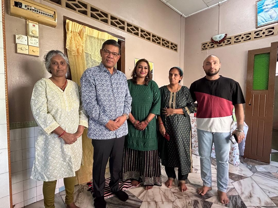 உள்துறை அமைச்சர் டத்தோ ஸ்ரீ சைஃப்புடின் நசுதியோன் கெடா மாநில திசைகள் நிருபர் வீட்டிற்கு வருகை