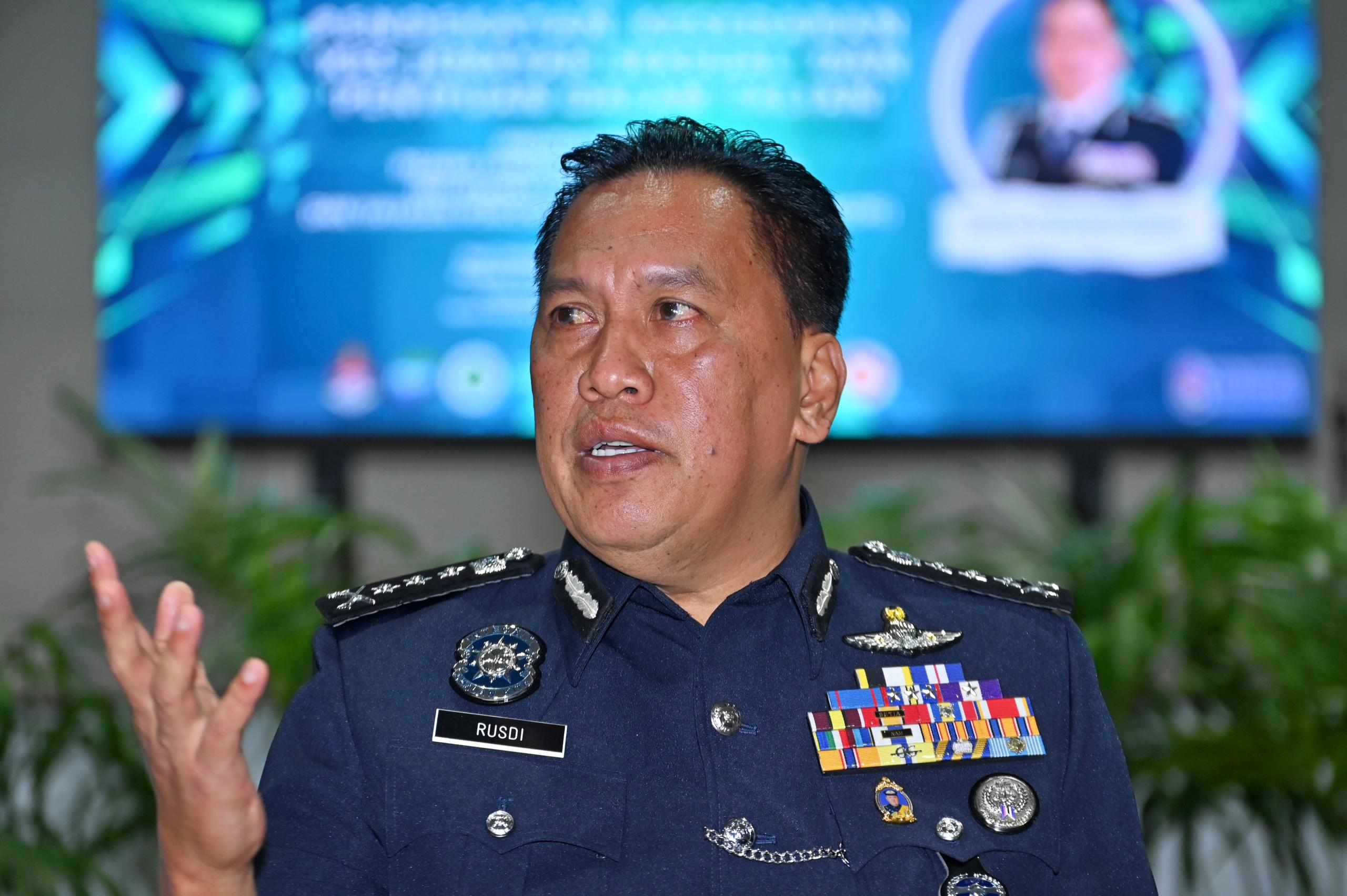 விசாரணை அறிக்கை சட்டத்துறை அலுவலகத்தில் சமர்ப்பிப்பு