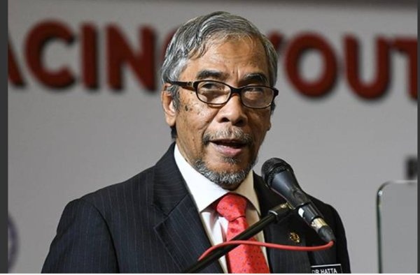 தேசிய காப்புறுதி திட்டம் அமல்படுத்தப்பட வேண்டும்