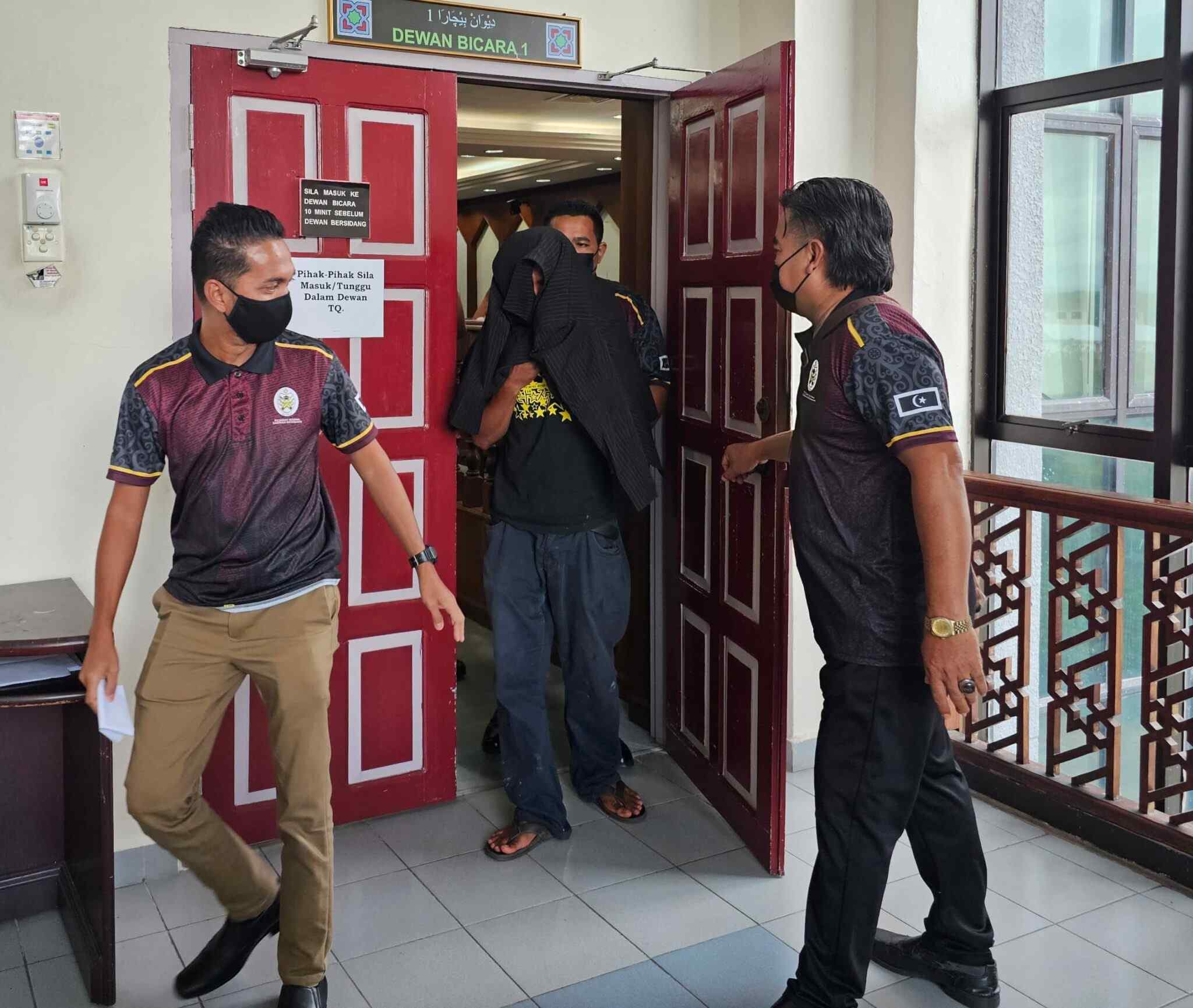 கல்வத் குற்றவாளிக்கு மக்கள் முன்னிலையில் பிரம்படித் தண்டனை நிறைவேற்றப்படும்