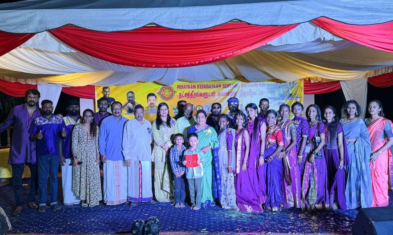 Teluk Intan & sitiawan Shining Starz அமைப்பு Kalachara Tiruvizha with Starz 1.0