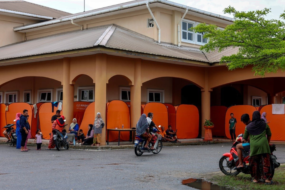 வெள்ளத்தில் பாதிக்கப்பட்டவர்களின் எண்ணிக்கை குறைந்து வருகிறது