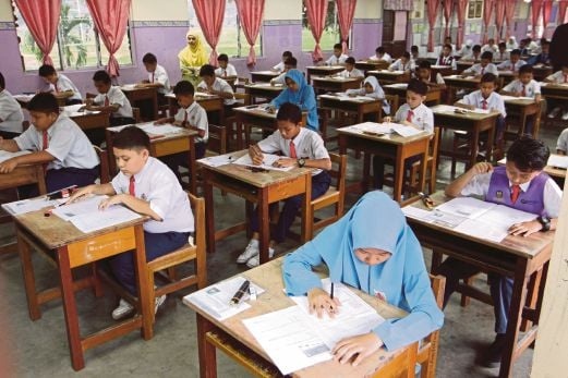 நாட்டின் கல்வி முறையை வலுப்படுத்தவே அந்த முடிவு