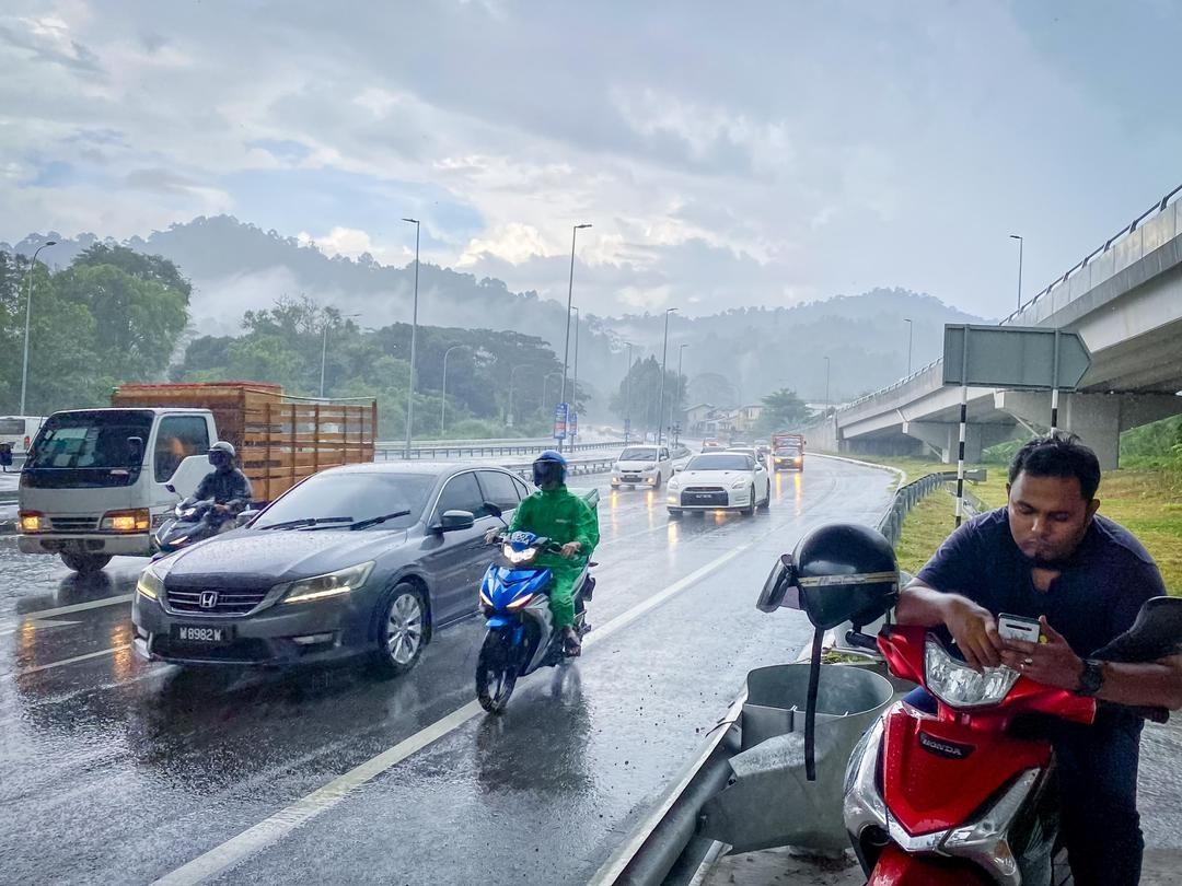 நான்கு மாநிலங்களில் தொடர்ந்து மழை பெய்யும்