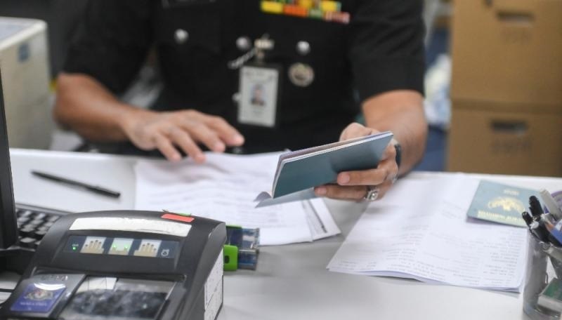 KLIA விமான நிலையத்தில் செட்டிங் முகப்பிடங்கள் துடைத்தொழிக்கப்பட்டனவா?