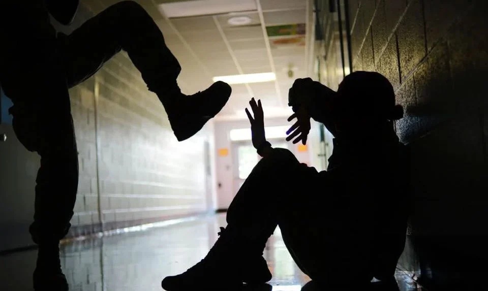 மாணவன் தாக்கப்பட்ட சம்பவம், மூவர் கைது