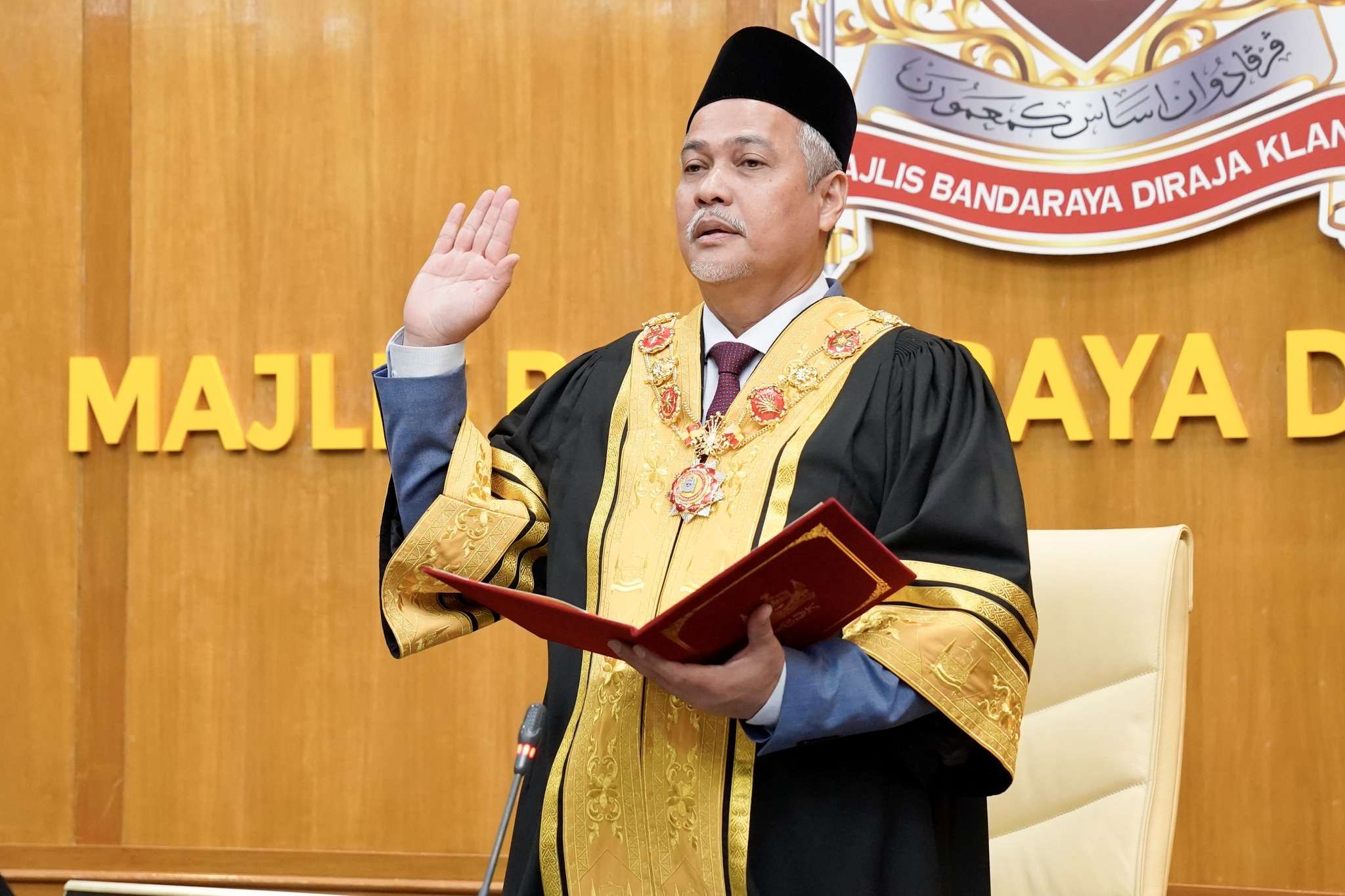 கிள்ளான் மாநகர் மன்றத் தலைவர் பதவி உறுதிமொழி