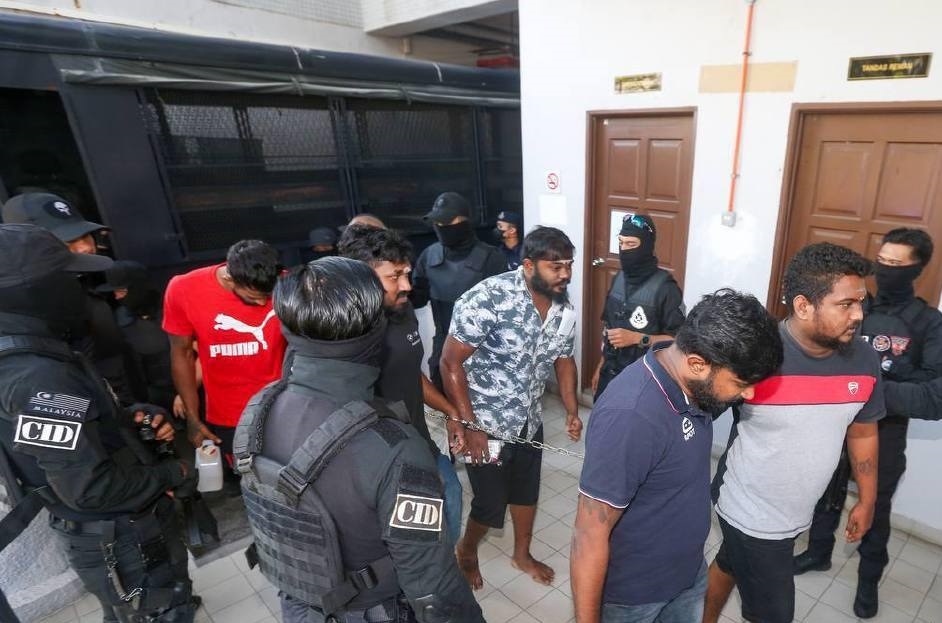 16 பேர் இன்று பட்டர்வர்த் செஷன்ஸ் நீதிமன்றத்தில் ஆஜர்படுத்தப்பட்டனர்