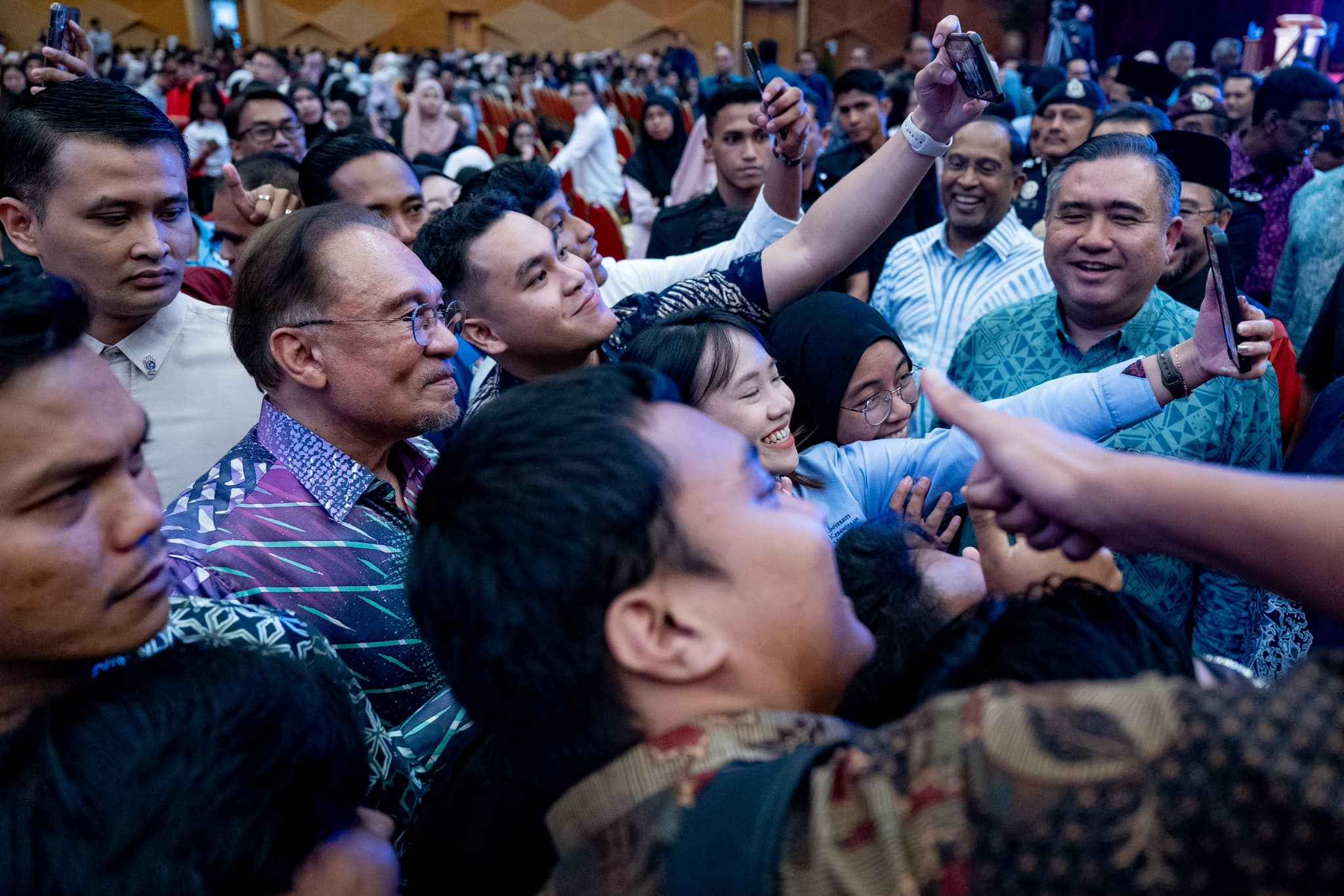 பல்கலைக்கழக மாணவர்களுக்கான விமானப்பயண உதவித் தொகை 400 ரிங்கிட்டாக அதிகரிப்பு