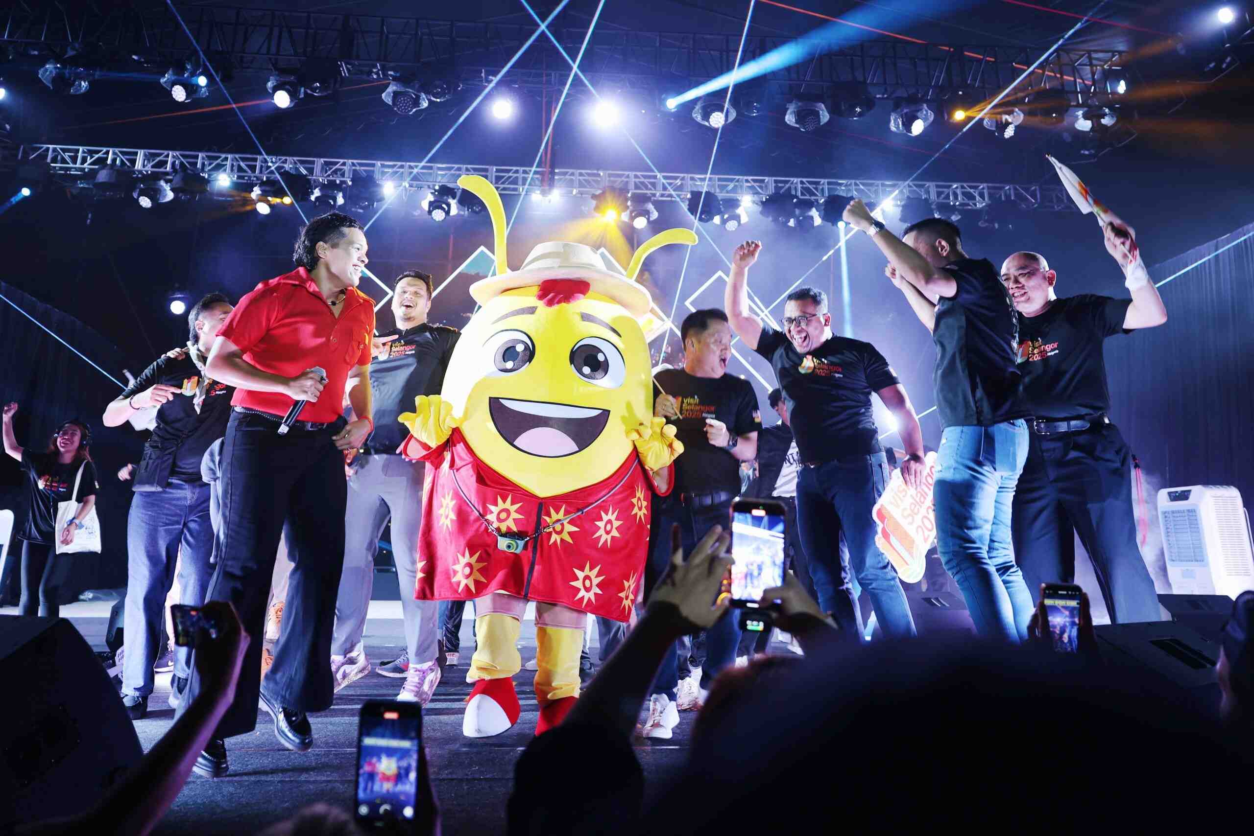 சிலாங்கூர் சுற்றுலா ஆண்டு :80 லட்சம் சுற்றுப்பயணிகளை கவரும்