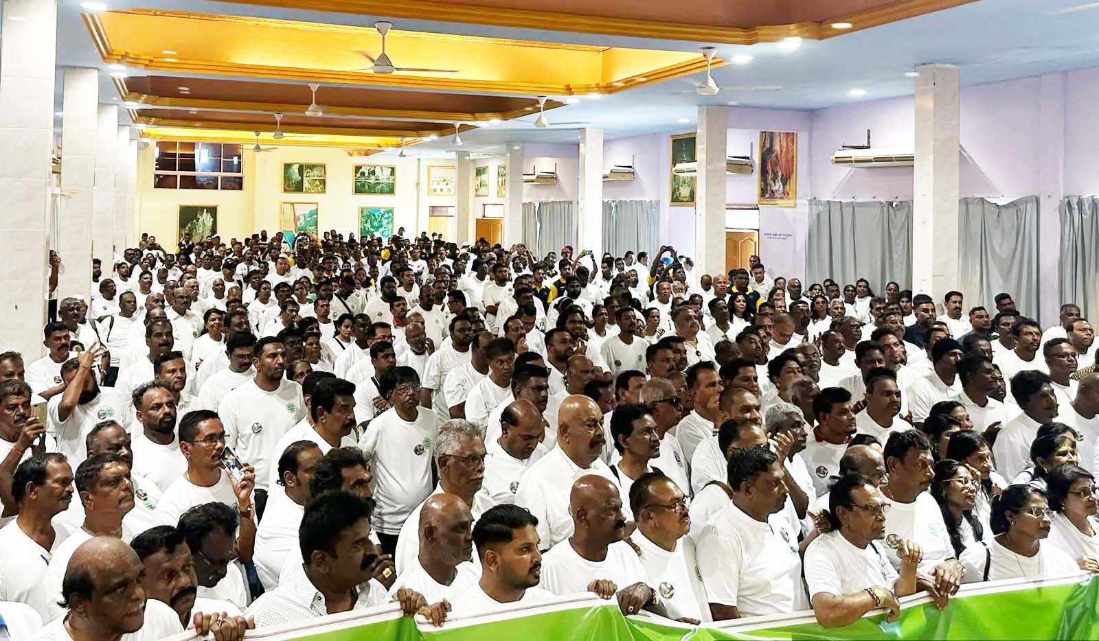 3 ஆயிரத்து 500 உறுப்பினர்கள் வரை இந்த வழிபாடு கூட்டத்தில் கலந்து கொண்டதாக தெரிவித்தார்