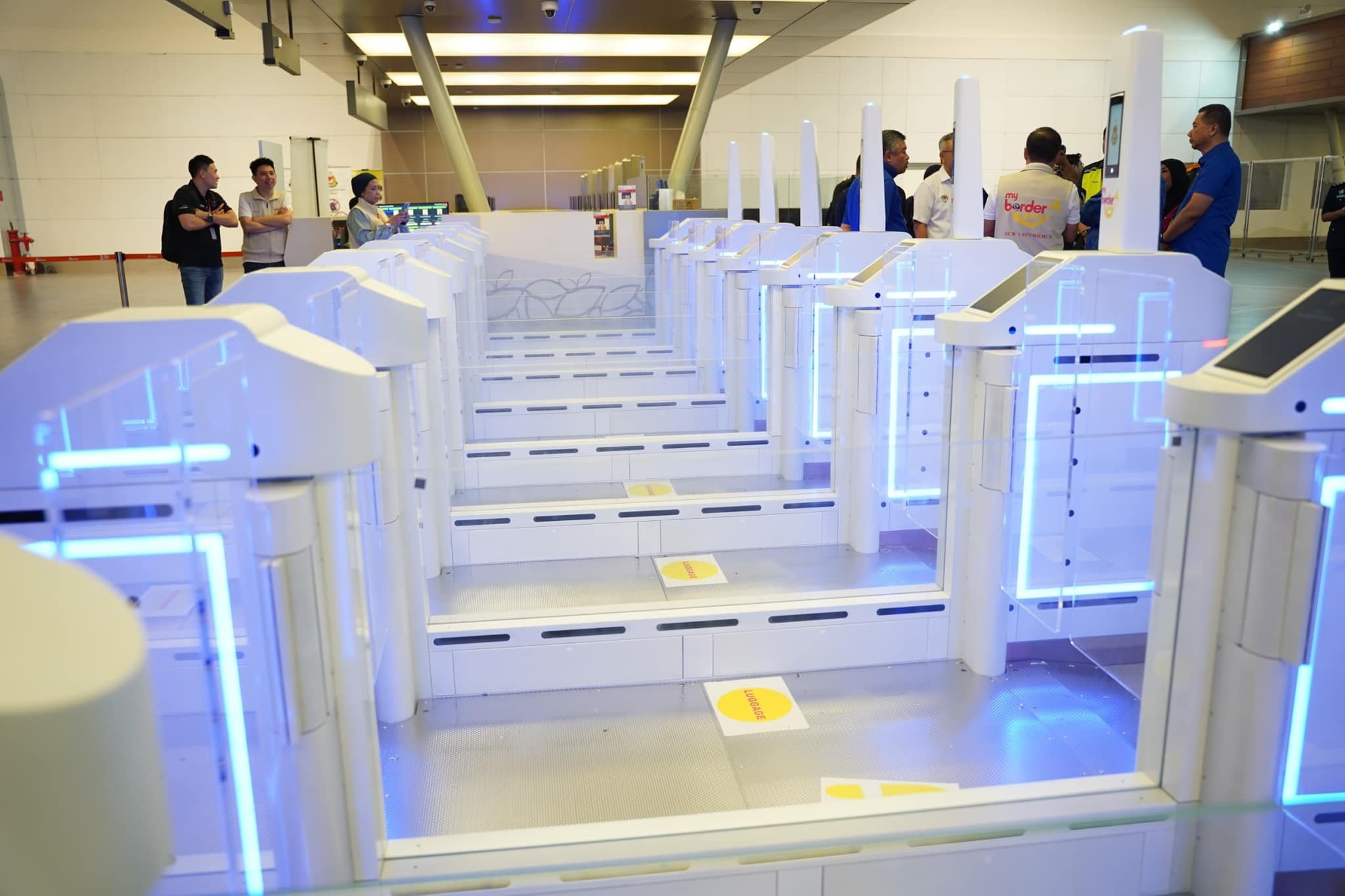 கோலாலம்பூர் அனைத்துலக விமான நிலையத்தில் கியூ ஆர் குறியீடு