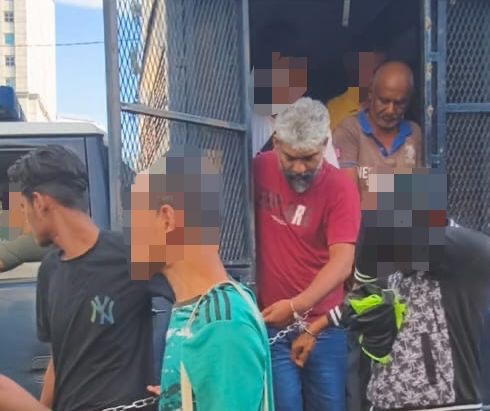 போதைப்பொருள் வைத்திருந்ததாக நால்வர் மீது குற்றச்சாட்டு