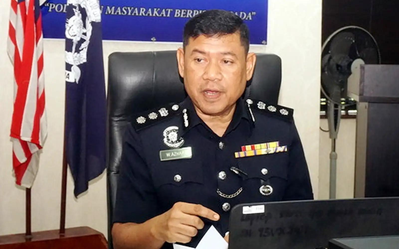 பல்கலைக்கழக மாணவிக்குக் கத்திக் குத்து