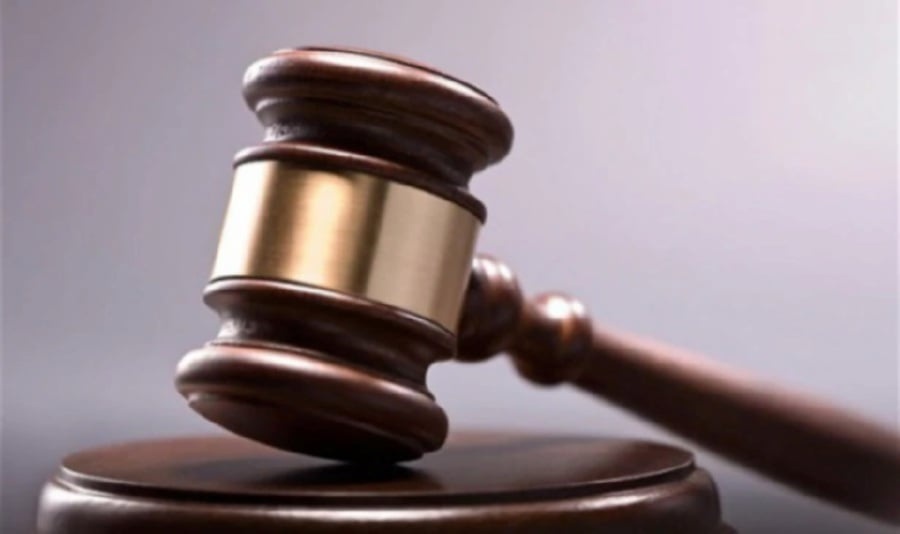 6 வயது சிறுமியின் காதைத் திருகிய முதல்வருக்கு 2 ஆயிரம் ரிங்கிட் அபராதம்