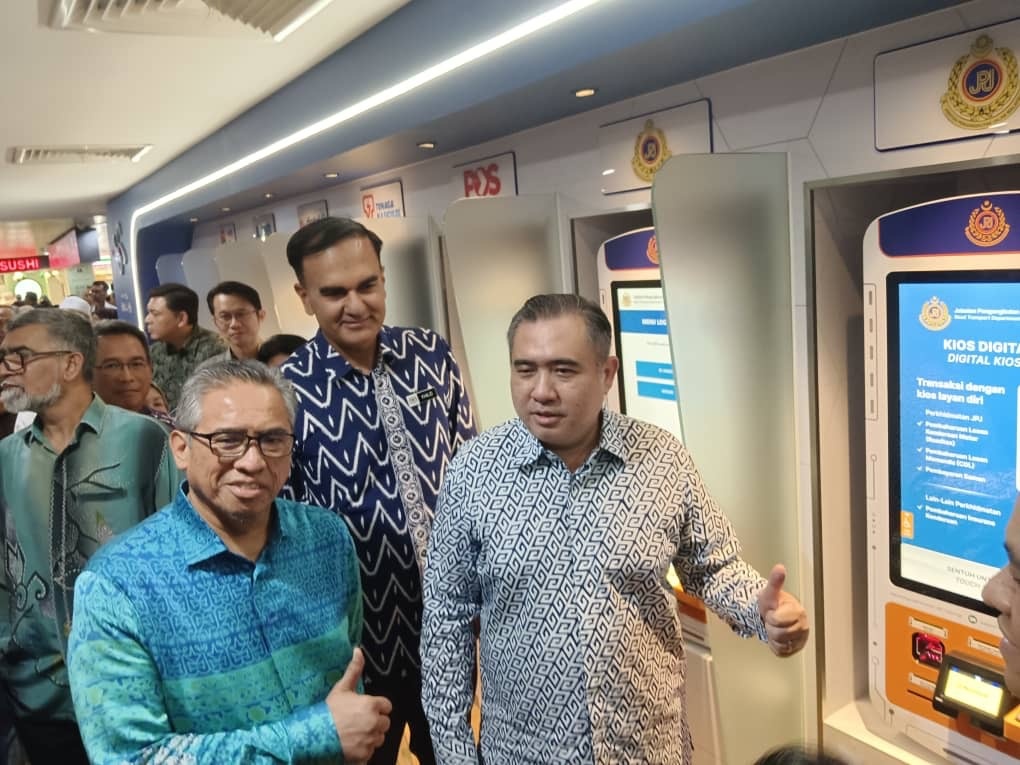 விமான நிலையத்தில் வனவிலங்குகள் கடத்தல் கண்டு பிடிக்கப்படாமல் போனது எப்படி? – அந்தோணி லோக்