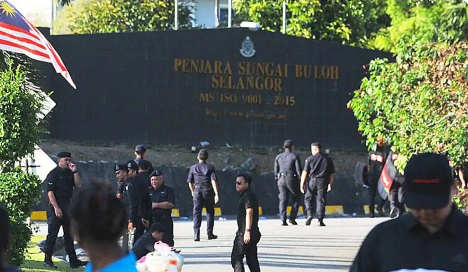 தாக்குதல் நடத்திய சிறைச்சாலை அதிகாரிகளின் பெயர்களை வெளியிடுவீர் - இரண்டு சொஸ்மா கைதிகள் வழக்கு