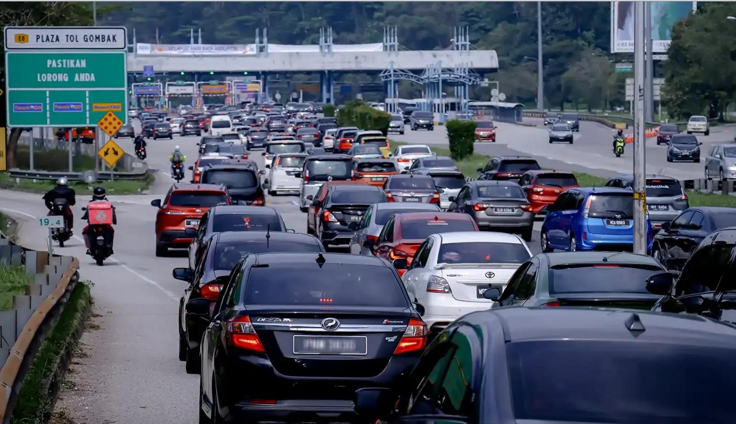 பிரதான நெடுஞ்சாலைகளில் கடும் போக்குவரத்து நெரிசல் ஏற்படலாம்