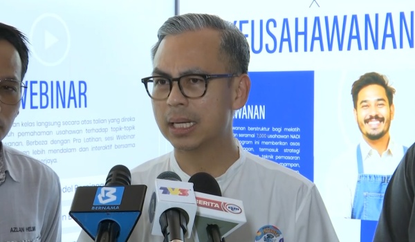 சமூக ஊடகத் தளங்களில் கருத்து தெரிவிப்பதில் கவனம் வேண்டும்