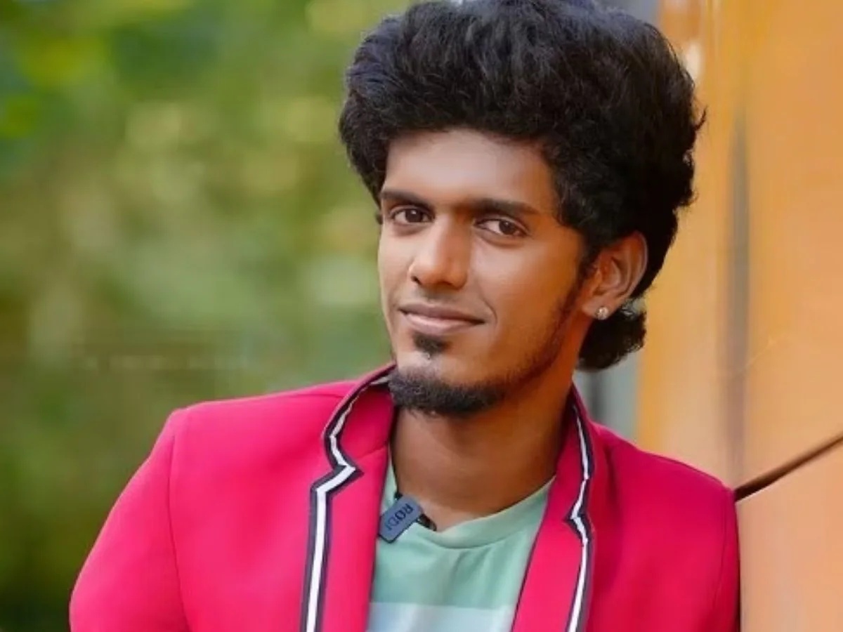 கலக்கப் போவது யாரு பாலா நாயகனாக புதிய படத்தில் நடிக்கிறார்