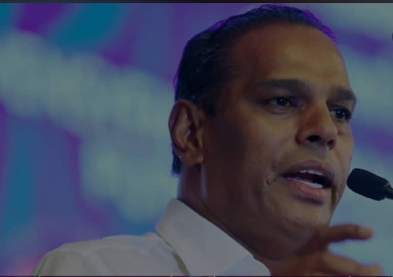 புத்தாண்டு வாழ்த்துகளைத் தெரிவித்துக் கொண்டார் டத்தோ ஶ்ரீ எம்.சரவணன்
