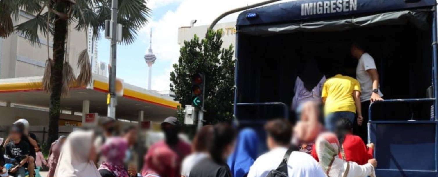 நூற்றுக்கும் அதிகமான வெளிநாட்டவர்கள் கைது