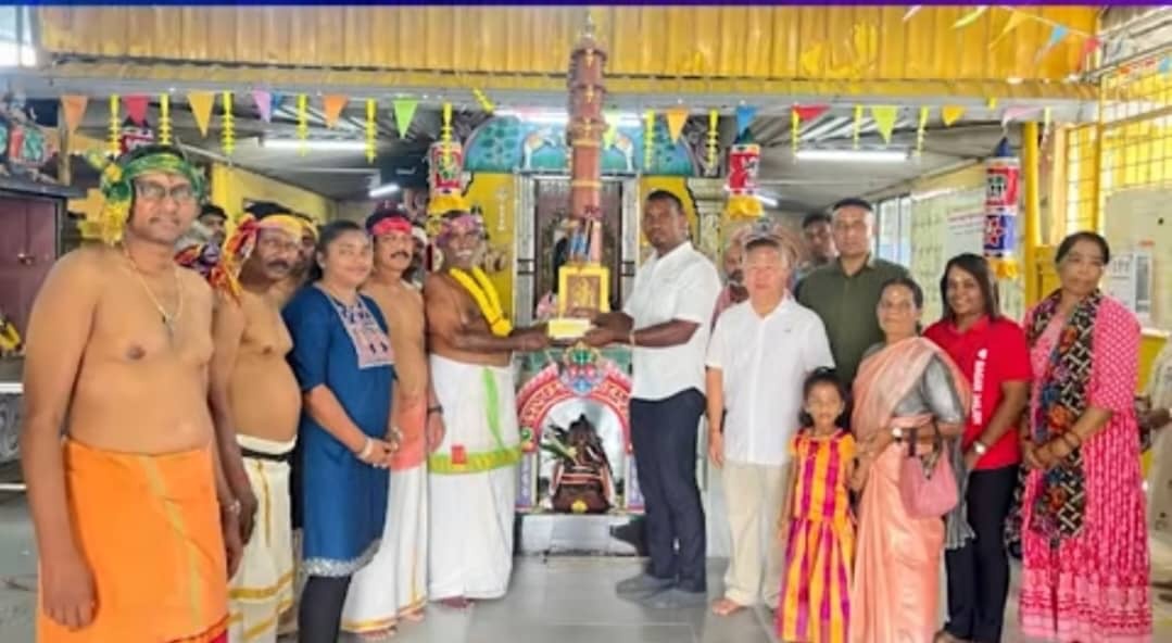 இரண்டு ஆலயங்களுக்குத் தலா 5 ஆயிரம் ரிங்கிட் ஒப்படைக்கப்பட்டது