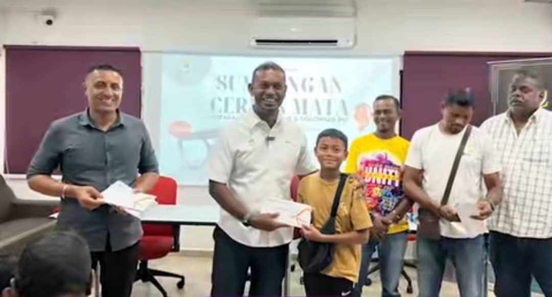 பள்ளி மாணவர்கள் மற்றும் B40 குழுவிற்கான மூக்குக் கண்ணாடி வழங்கும் திட்டம்