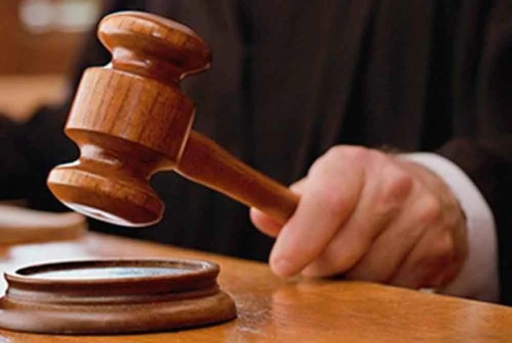 இரண்டு பாகிஸ்தான் பிரஜைகளுக்குத் தூக்கு