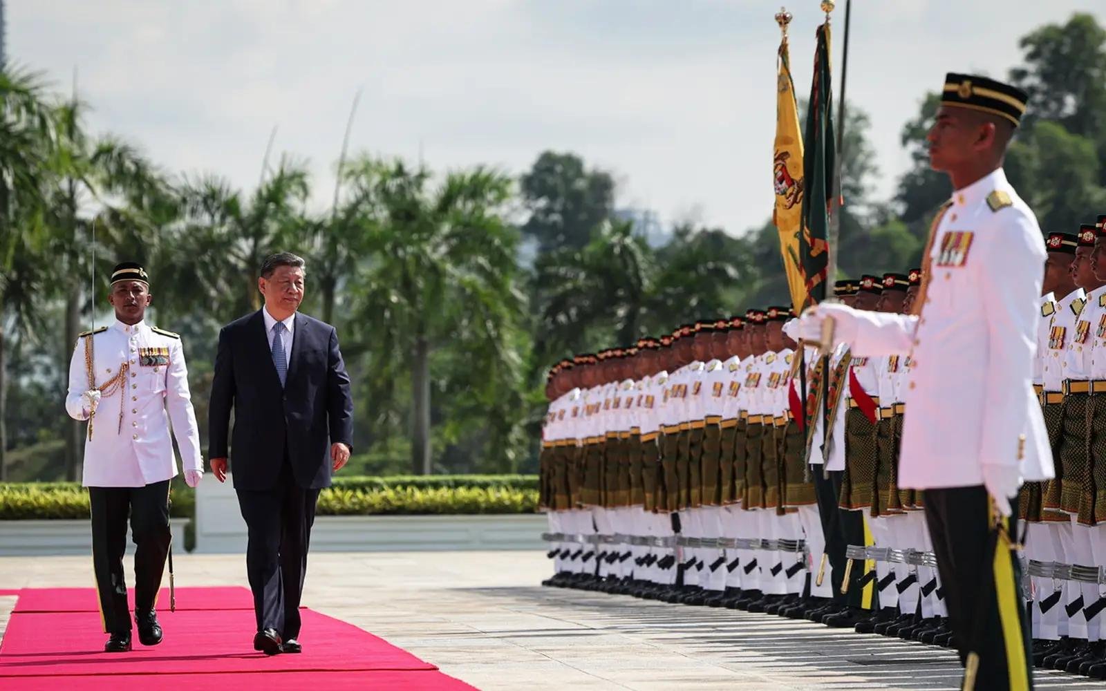 சீன அதிபருக்கு மகத்தான வரவேற்பு