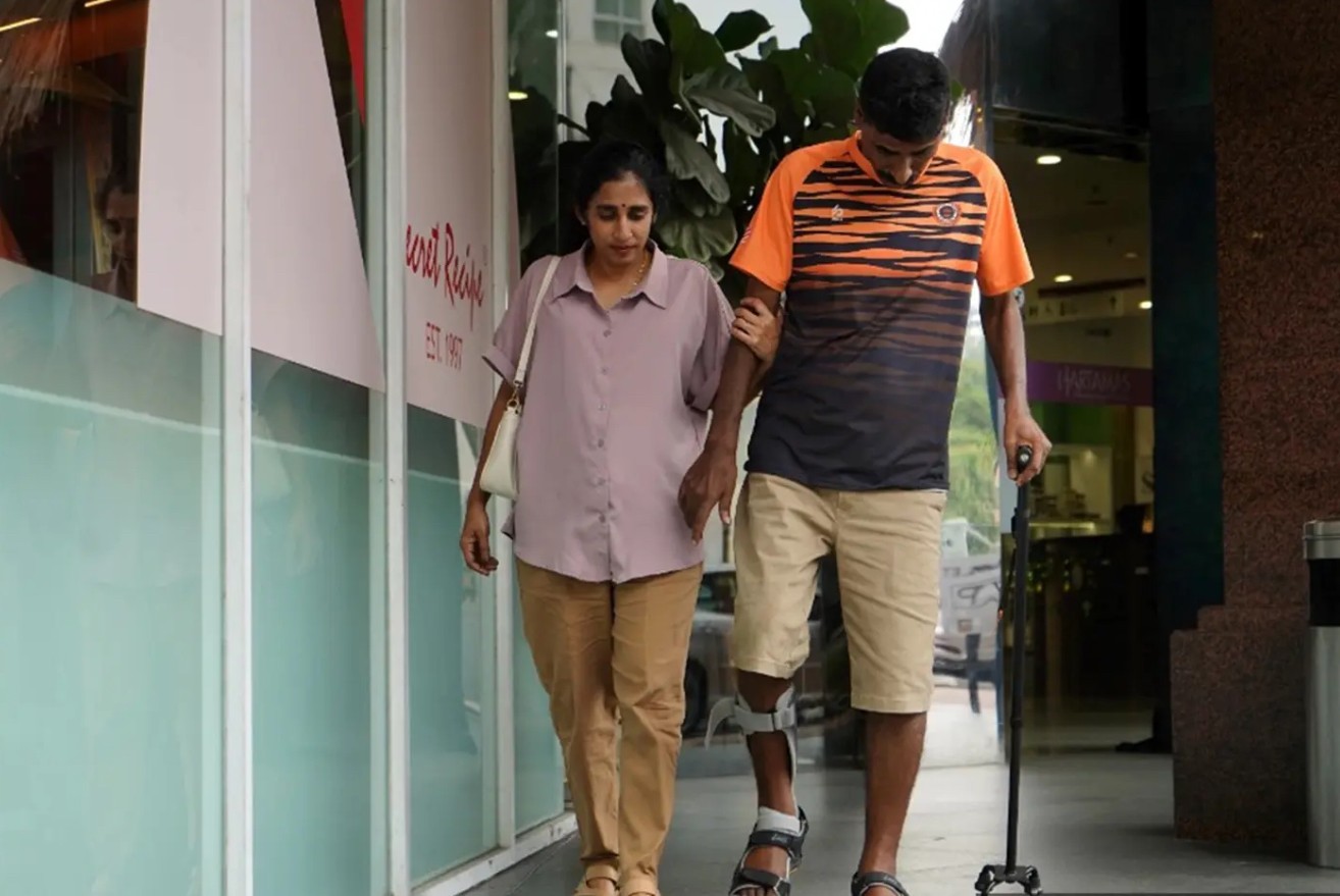 தசை பலவீன நோயினால் போராடுகிறார் முன்னாள் பெருநடை வீரர் ஜி. சரவணன்