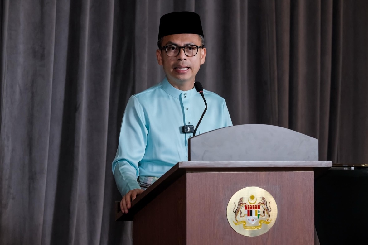 சீன அதிபரின் வருகை மலேசியாவின் வர்த்தக உறவை வலுப்படுத்தும் - அமைச்சர் டத்தோ பாஃமி பாஃட்சீல் கூறுகிறார்