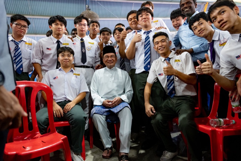 டிஜிட்டல், ஏஐ செயற்கை நுண்ணறிவுத் துறைகள் - பள்ளி அளவில் ஆளுமைக் கொள்ள வேண்டும்