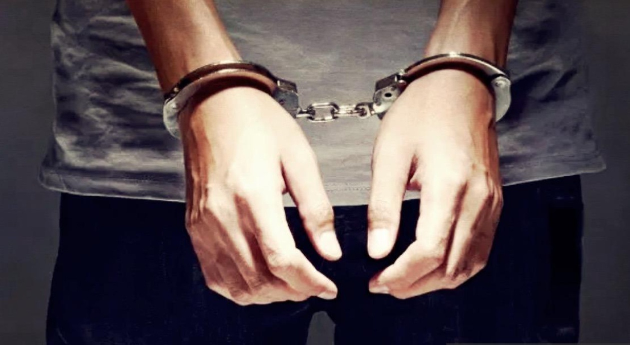 ஆடவரைக் காயப்படுத்திய சம்பவம்: இருவர் கைது