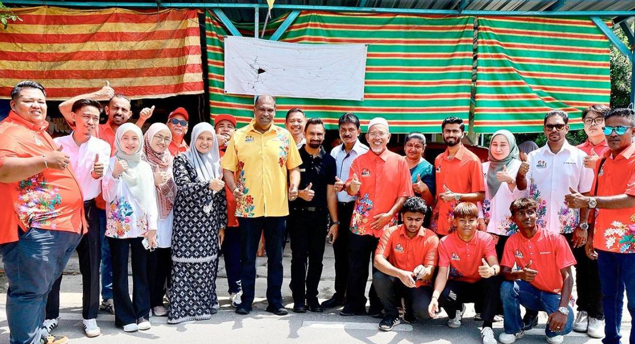 சுங்கை பூலோ வெள்ளத்தில் பாதிக்கப்பட்டவர்களுக்கு ஒரு லட்சம் ரிங்கிட் பொருள் உதவி