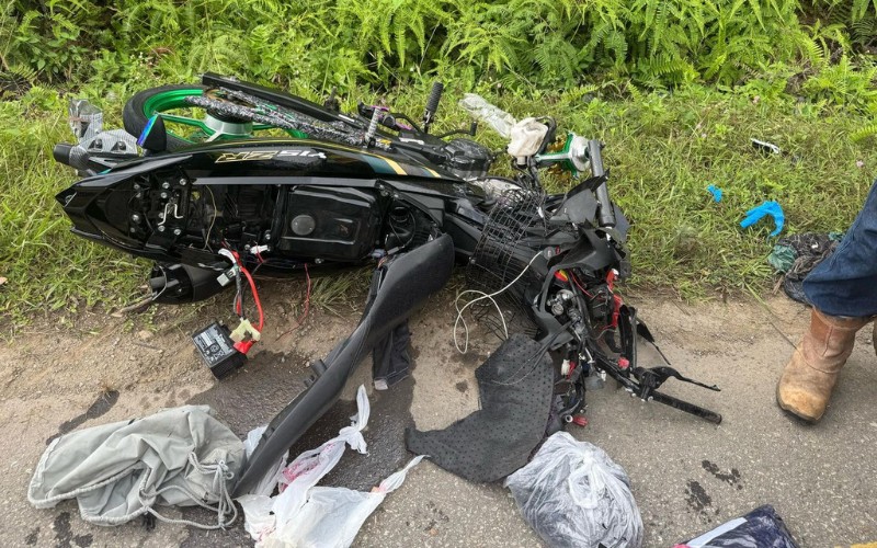 லோரியுடன் மோதிய மோட்டார் சைக்கிளோட்டி பலி