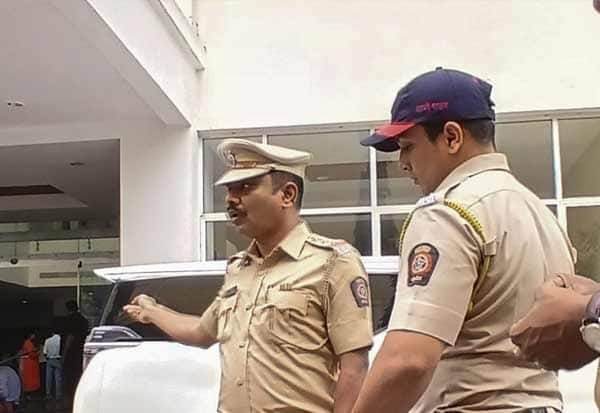 கைப்பேசி பேச்சு விவகாரம்: 11வது மாடியில் இருந்து குதித்து பெண் உயிரிழப்பு