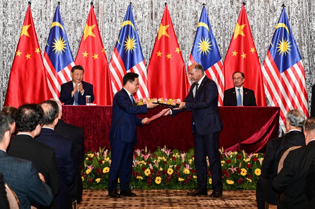 செயற்கை நுண்ணறிவு மற்றும் இலக்கவியல் பொருளாதாரத்தை வலுப்படுத்த சீனாவின் என்டிஆர்சி ஆணையத்துடன் கைக்கோர்ப்பு