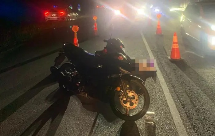 மோட்டார் சைக்கிளோட்டி உயிரிழந்தார்