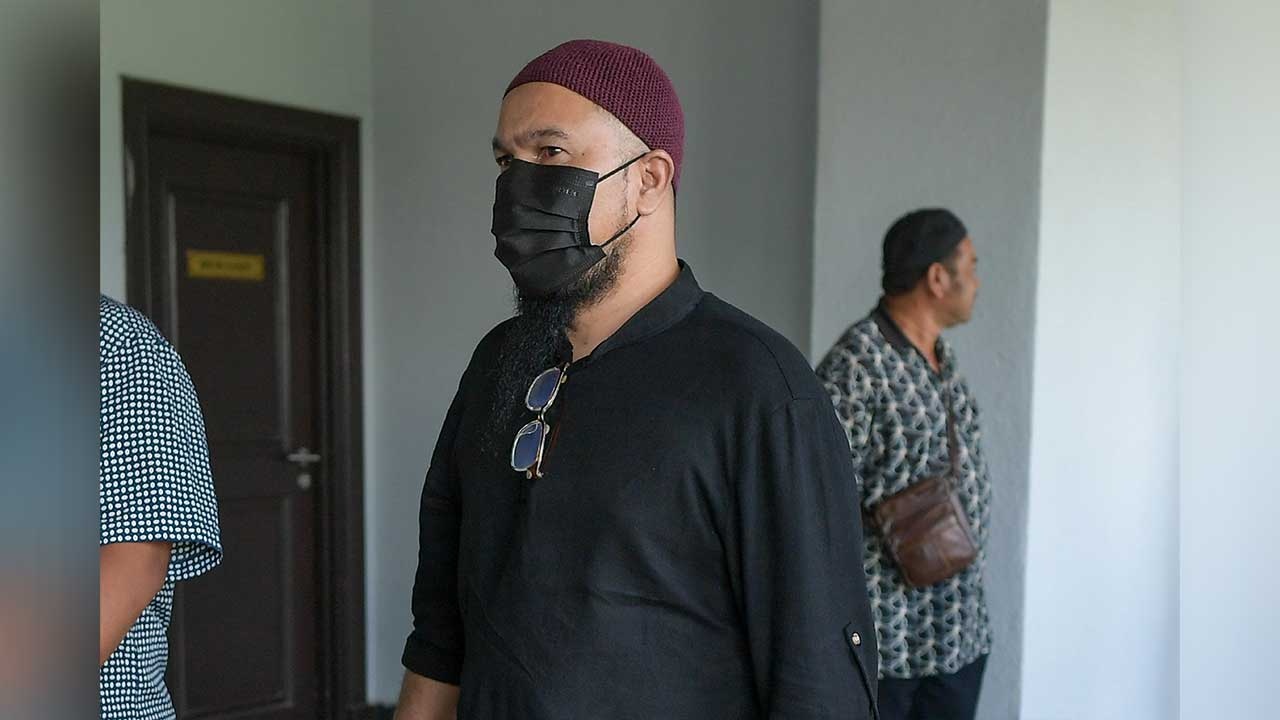 அமலாக்க அதிகாரியை மிரட்டியதற்காக வணிகருக்கு 6 ஆயிரம் ரிங்கிட் அபராதம்